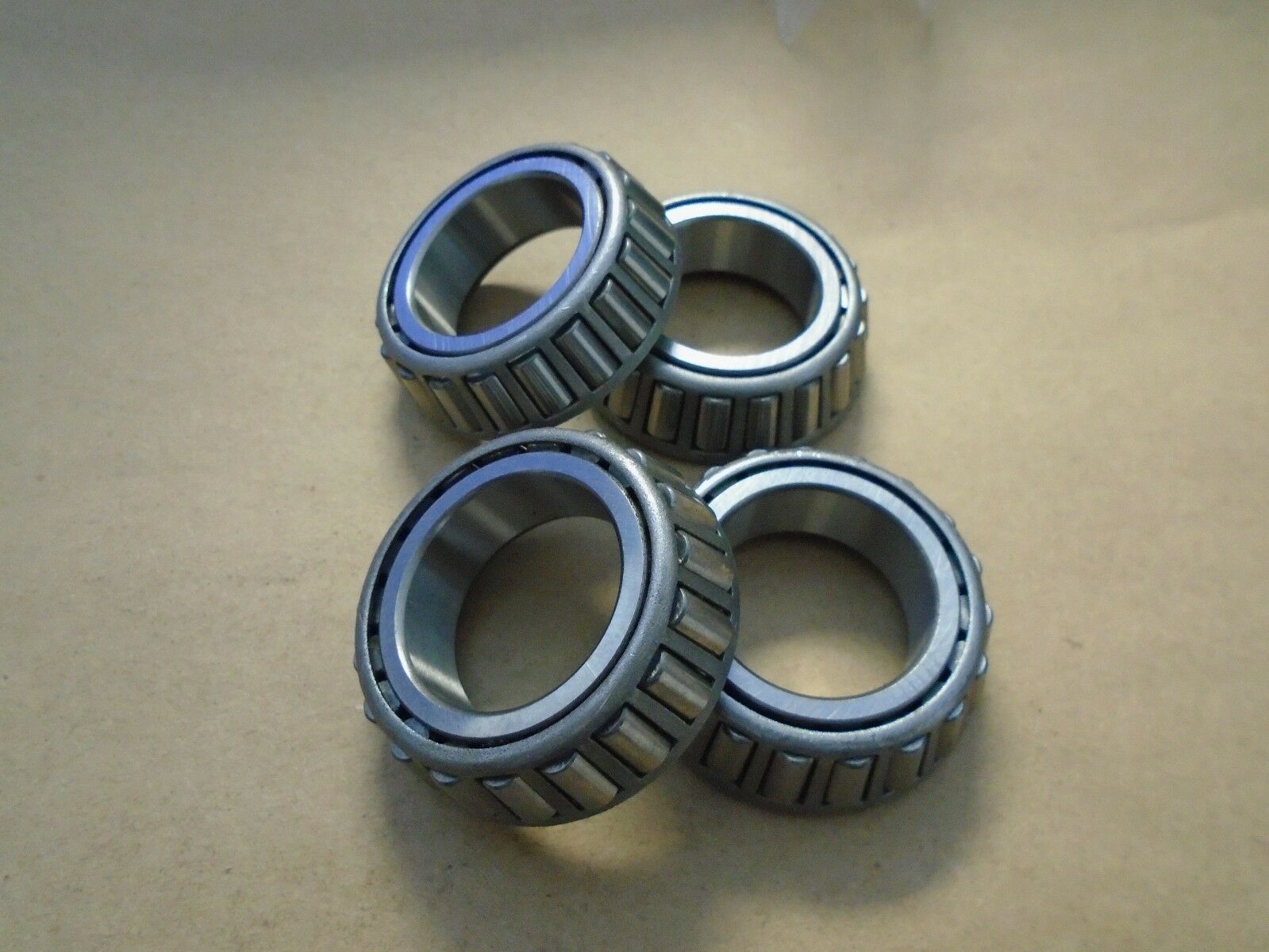 Tapered Roller Bearing LM12749A/LM12711 13686/13620 14124/14274 14125A/1426 14137A/14277 14138A/14277 15100/15243 15101/15244 15103S/15345 15106/15345 15113/15345 15123/15250 15125/15250X